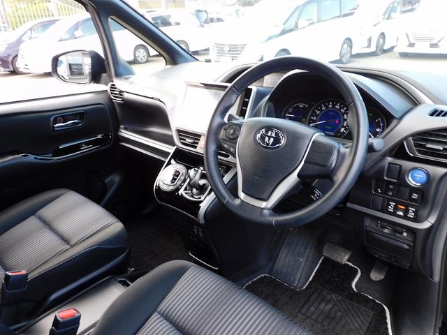 ヴォクシー ZS 煌II 後期・10インチフルセグナビ・後席モニター・バックカメラ・BTオーディオ・両側自動ドア・LEDライト・フォグLED・トヨタセーフティセンス・ETC・クルーズコントロール・シートヒーター・フロアマット(27枚目)