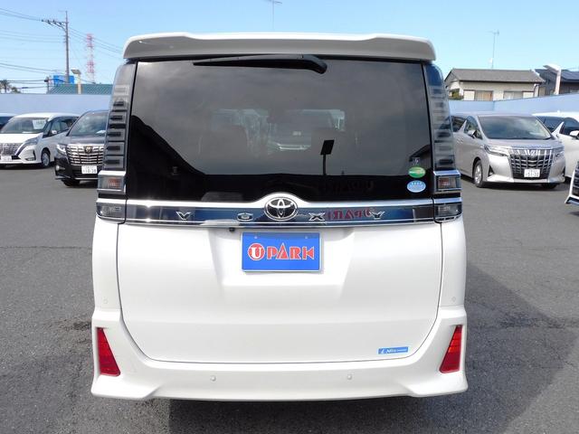 ヴォクシー ZS 煌II 後期・フルセグナビ・バックカメラ・BTオーディオ・両側自動ドア・LEDライト・フォグLED・16AW・クルーズコントロール・トヨタセーフティセンス・ETC・フロアマット・ドアバイザー・本革ステアリング(25枚目)