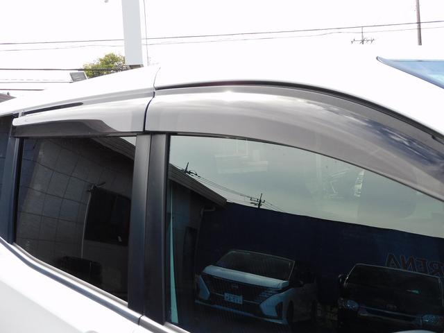 ヴォクシー ZS 煌II 後期・フルセグナビ・バックカメラ・BTオーディオ・両側自動ドア・LEDライト・フォグLED・16AW・クルーズコントロール・トヨタセーフティセンス・ETC・フロアマット・ドアバイザー・本革ステアリング(45枚目)