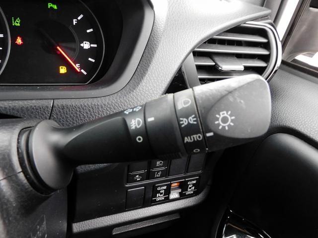 TOYOTA NOAH SI WxB II