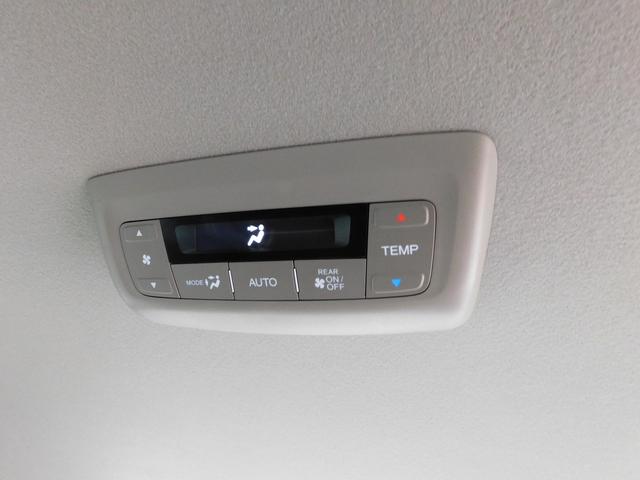 ステップワゴンスパーダ ｅ：ＨＥＶスパーダ　Ｇ・ＥＸ　ホンダセンシング　後期・９インチフルセグナビ・バックカメラ・ＢＴオーディオ・両側自動ドア・ＬＥＤライト・フォグＬＥＤ・ホンダセンシング・ＡＣＣ・ＥＴＣ・ハーフレザーシート・シートヒーター・フロアマット・ドアバイザー（47枚目）