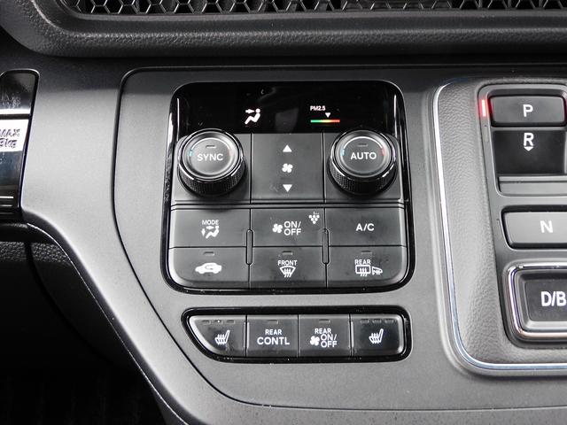 ステップワゴン ｅ：ＨＥＶスパーダ　プレミアムライン　１１インチフルセグナビ・全周囲カメラ・ＢＴオーディオ・両側自動ドア・パワーゲート・ＬＥＤライト・フォグＬＥＤ・ホンダセンシング・ＡＣＣ・ＥＴＣ・ＢＳＭ・ハーフレザーシート・シートヒーター・フロアマット（11枚目）