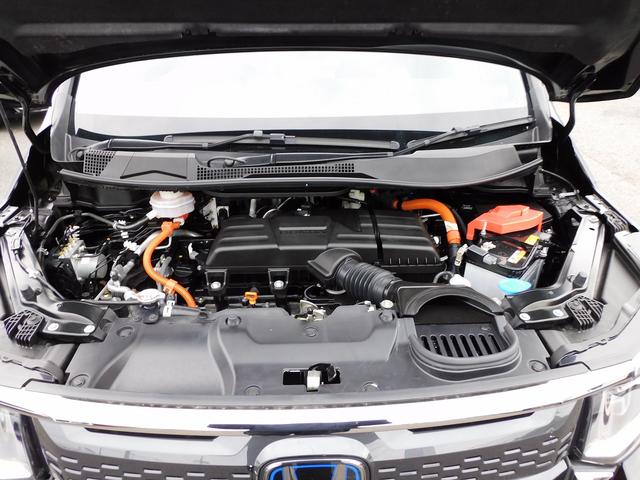 ステップワゴン ｅ：ＨＥＶスパーダ　プレミアムライン　１１インチフルセグナビ・全周囲カメラ・ＢＴオーディオ・両側自動ドア・パワーゲート・ＬＥＤライト・フォグＬＥＤ・ホンダセンシング・ＡＣＣ・ＥＴＣ・ＢＳＭ・ハーフレザーシート・シートヒーター・フロアマット（18枚目）