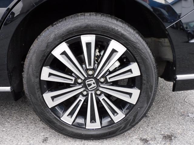 ステップワゴン ｅ：ＨＥＶスパーダ　プレミアムライン　１１インチフルセグナビ・全周囲カメラ・ＢＴオーディオ・両側自動ドア・パワーゲート・ＬＥＤライト・フォグＬＥＤ・ホンダセンシング・ＡＣＣ・ＥＴＣ・ＢＳＭ・ハーフレザーシート・シートヒーター・フロアマット（56枚目）