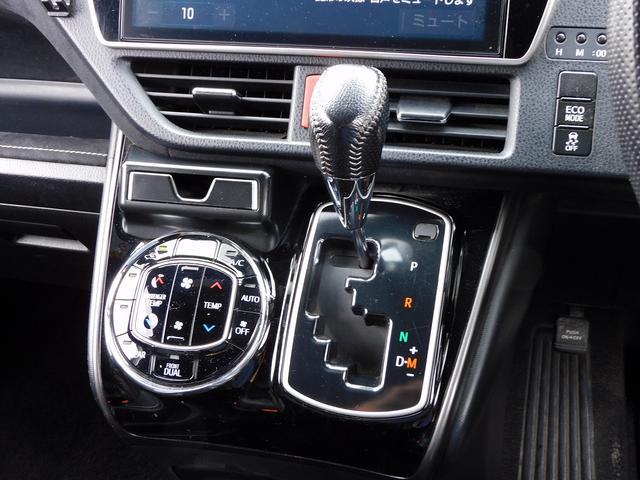 ヴォクシー ZS G’s 10インチフルセグナビ・後席モニター・バックカメラ・BTオーディオ・両側自動ドア・LEDライト・フォグLED・トヨタセーフティセンス・ETC・本革ステアリング・アイドリングストップ・フロアマット(42枚目)