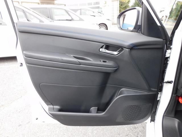 セレナ オーテック　プロパロット・ＮＩＳＳＡＮＣｏｎｎｅｃｔナビ・全周囲カメラ・ＢＴオーディオ・両側自動ドア・ＬＥＤライト・フォグＬＥＤ・デジタルミラー・ＥＴＣ・ＢＳＭ・エマージェンシーブレーキ・シートヒーター（32枚目）