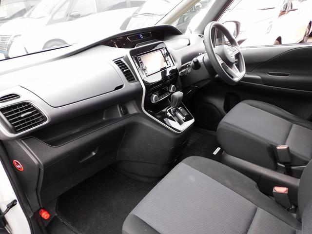 セレナ XV 後期・SDナビ地デジ・CD・DVD・ブルートゥース・ETC・16インチアルミ・LEDライト・フォグ・インテリジェントキー・両Pドア・プロパイロット・Cセンサー・USB・Pガラス・TVキット(18枚目)