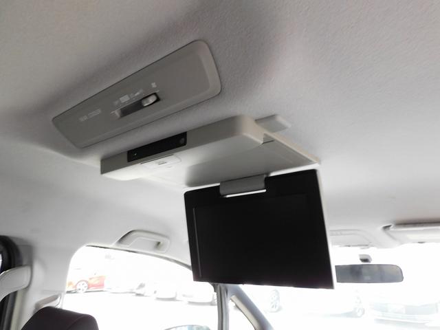 ヴォクシー ZS ワンオーナー・9インチフルセグナビ・後席モニター・バックカメラ・BTオーディオ・両側自動ドア・LEDライト・フォグライト・アイドリングストップ・ETC・コーナーセンサー・フロアマット・ドアバイザー(10枚目)