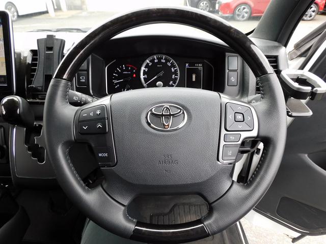 ハイエースバン スーパーGL ダークプライムII 11インチフルセグナビ・全周囲カメラ・BTオーディオ・両側自動ドア・LEDライト・フォグLED/デジタルミラー・モデリスタエアロ・16AW・トヨタセーフティセンス・ETC・ハーフレザーシート(10枚目)