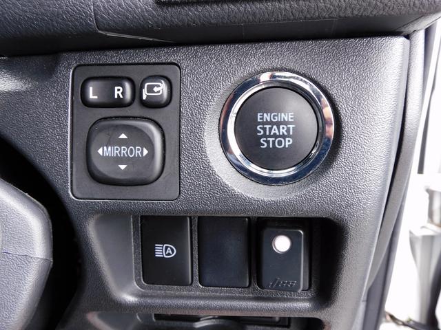 ハイエースバン スーパーGL ダークプライムII 11インチフルセグナビ・全周囲カメラ・BTオーディオ・両側自動ドア・LEDライト・フォグLED/デジタルミラー・モデリスタエアロ・16AW・トヨタセーフティセンス・ETC・ハーフレザーシート(12枚目)