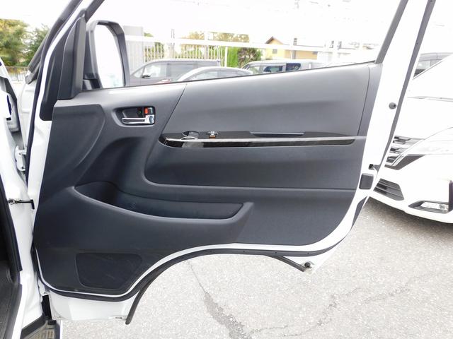 ハイエースバン スーパーGL ダークプライムII 11インチフルセグナビ・全周囲カメラ・BTオーディオ・両側自動ドア・LEDライト・フォグLED/デジタルミラー・モデリスタエアロ・16AW・トヨタセーフティセンス・ETC・ハーフレザーシート(28枚目)