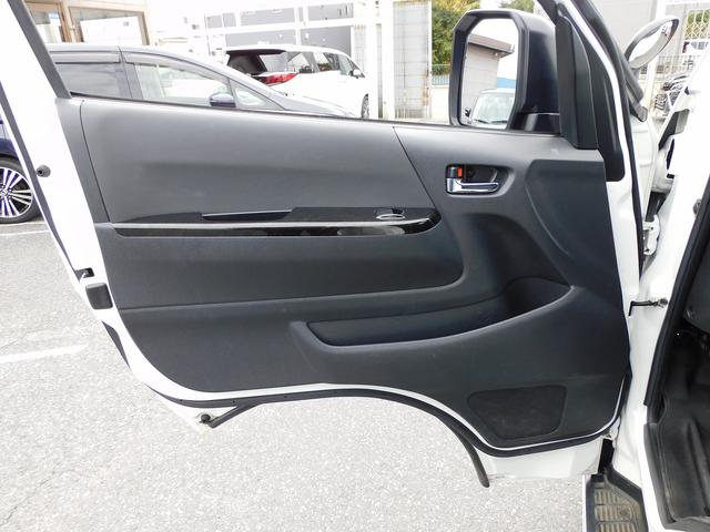 ハイエースバン スーパーGL ダークプライムII 11インチフルセグナビ・全周囲カメラ・BTオーディオ・両側自動ドア・LEDライト・フォグLED/デジタルミラー・モデリスタエアロ・16AW・トヨタセーフティセンス・ETC・ハーフレザーシート(32枚目)