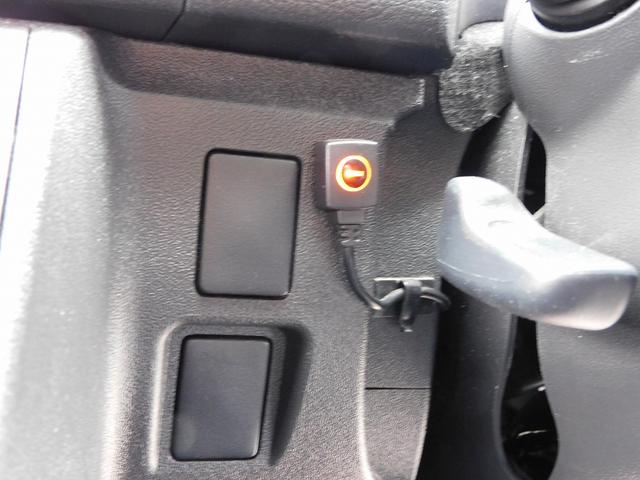 ハイエースバン スーパーGL ダークプライムII 11インチフルセグナビ・全周囲カメラ・BTオーディオ・両側自動ドア・LEDライト・フォグLED/デジタルミラー・モデリスタエアロ・16AW・トヨタセーフティセンス・ETC・ハーフレザーシート(43枚目)