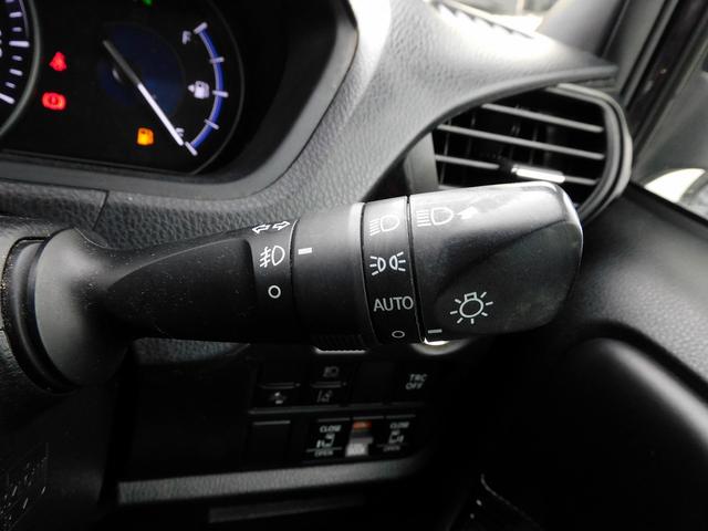 エスクァイア ハイブリッドＧｉ　後期・フルセグナビ・バックカメラ・ＢＴオーディオ・両側自動ドア・ＬＥＤライト・フォグＬＥＤ・トヨタセーフティセンス・ＥＴＣ・シートヒーター・クルーズコントロール・コーナーセンサー・ドアバイザー（38枚目）