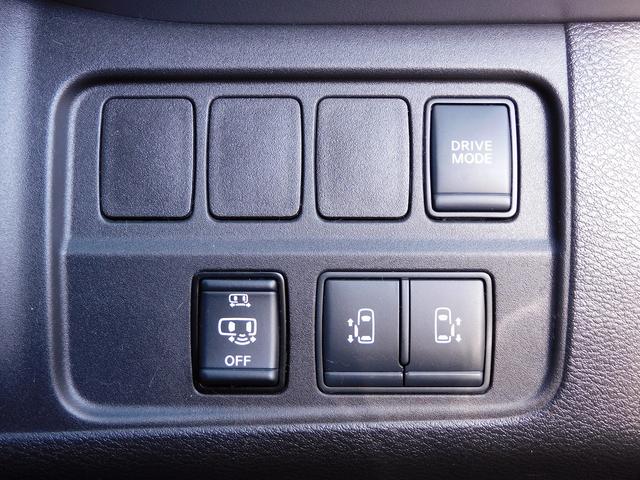 セレナ e-パワー ハイウェイスターV 後期・10インチフルセグナビ・後席モニター・全周囲カメラ・BTオーディオ・両側自動ドア・LEDライト・フォグLED・デジタルミラー・エマージェンシーブレーキ・BSM・クルーズコントロール・ドアバイザー(13枚目)