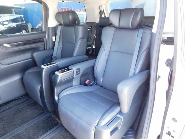 アルファード 2.5S Cパッケージ 後期・JBL・10インチフルセグナビ・後席モニター・全周囲カメラ・BTオーディオ・両側自動ドア・3眼LEDライト・フォグLED・トヨタセーフティセンス・BSM・ETC・フロアマット・ドアバイザー(6枚目)