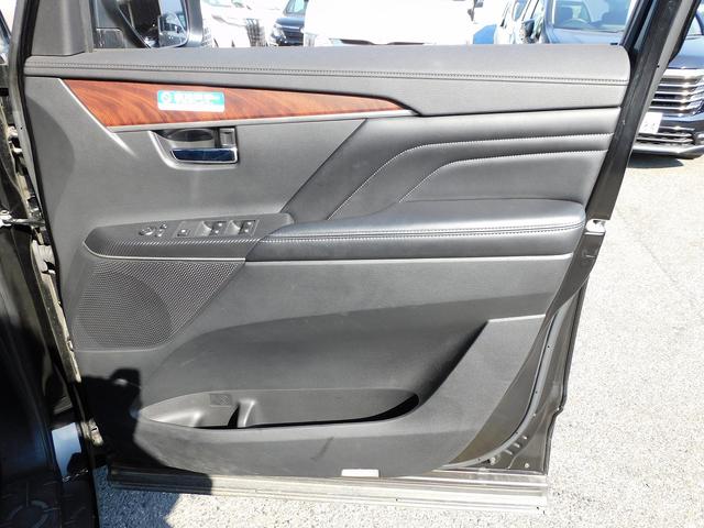 デリカD:5 P 後期・10インチフルセグナビ・全周囲カメラ・BTオーディオ・両側自動ドア・LEDライト・フォグLED・ACC・BSM・ETC・シートヒーター・アイドリングストップ・ドアバイザー・フロアマット(28枚目)