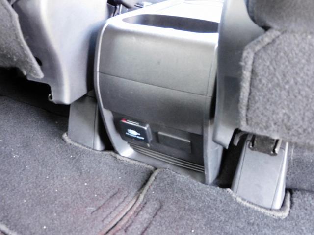 デリカD:5 P 後期・10インチフルセグナビ・全周囲カメラ・BTオーディオ・両側自動ドア・LEDライト・フォグLED・ACC・BSM・ETC・シートヒーター・アイドリングストップ・ドアバイザー・フロアマット(30枚目)