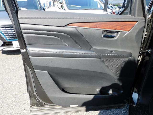 デリカD:5 P 後期・10インチフルセグナビ・全周囲カメラ・BTオーディオ・両側自動ドア・LEDライト・フォグLED・ACC・BSM・ETC・シートヒーター・アイドリングストップ・ドアバイザー・フロアマット(33枚目)