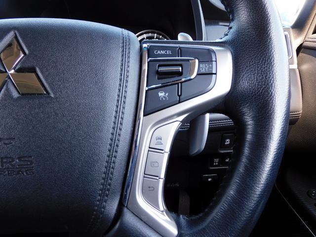 デリカD:5 P 後期・10インチフルセグナビ・全周囲カメラ・BTオーディオ・両側自動ドア・LEDライト・フォグLED・ACC・BSM・ETC・シートヒーター・アイドリングストップ・ドアバイザー・フロアマット(41枚目)