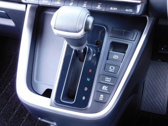 ヴォクシー ハイブリッドS-G 10インチフルセグナビ・後席モニター・バックカメラ・BTオーディオ・両側自動ドア・LEDライト・フォグLED・トヨタセーフティセンス・ACC・ETC・ハーフレザーシート・シートヒーター・フロアマット(12枚目)