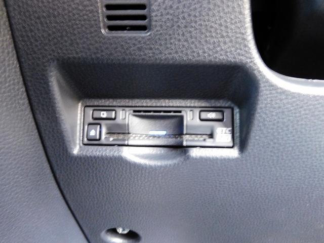 ヴォクシー ハイブリッドS-G 10インチフルセグナビ・後席モニター・バックカメラ・BTオーディオ・両側自動ドア・LEDライト・フォグLED・トヨタセーフティセンス・ACC・ETC・ハーフレザーシート・シートヒーター・フロアマット(15枚目)