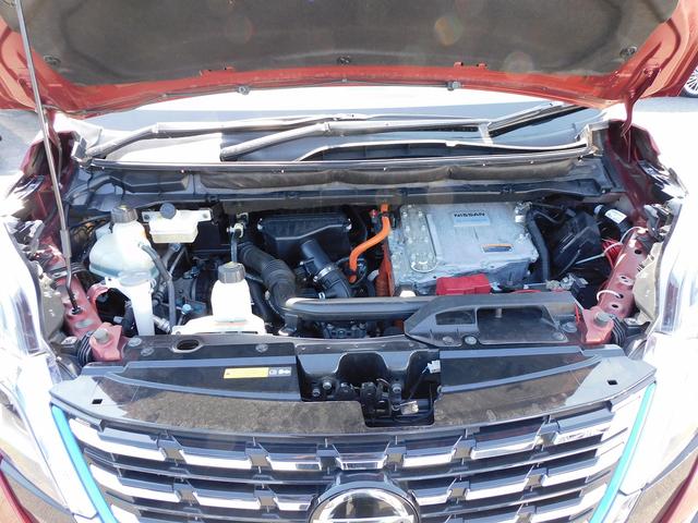 セレナ e-パワー ハイウェイスターV プロパイロット・後期・9インチフルセグナビ・全周囲カメラ・BTオーディオ・両側自動ドア・17AW・LEDライト・フォグLED・エマージェンシーブレーキ・BSM・本革ステアリング・ドアバイザー(18枚目)