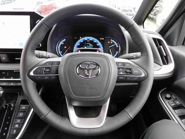 ヴォクシー ハイブリッドS-Z 10インチフルセグナビ・後席モニター・Bカメラ・BTオーディオ・両側自動ドア・LEDライト・フォグLED・トヨタチームメイト・トヨタセーフティセンス・ETC・BSM・ハーフレザーシート・シートヒーター(11枚目)