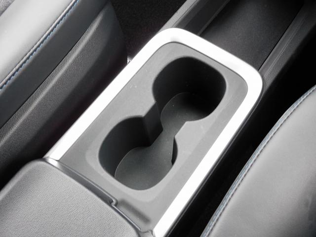 ヴォクシー ハイブリッドS-Z 10インチフルセグナビ・後席モニター・Bカメラ・BTオーディオ・両側自動ドア・LEDライト・フォグLED・トヨタチームメイト・トヨタセーフティセンス・ETC・BSM・ハーフレザーシート・シートヒーター(47枚目)