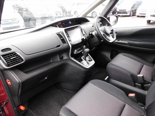 セレナ ハイウェイスター　プロパイロットエディション　プロパイロット・９インチフルセグナビ・後席モニター・バックカメラ・ＢＴオーディオ・両側自動ドア・ＬＥＤライト・フォグ・エマージェンシーブレーキ・ＥＴＣ・フロアマット・ドアバイザー・アイドリングストップ（30枚目）