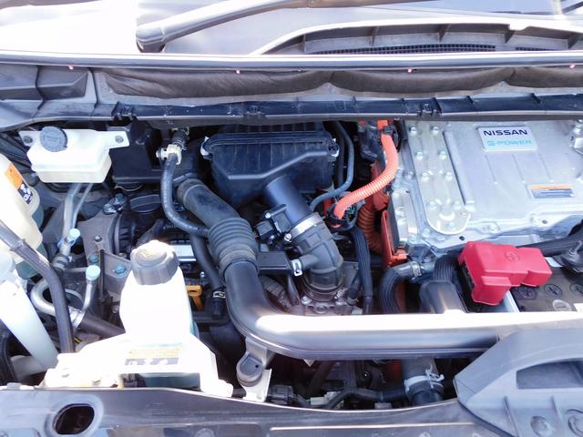 セレナ e-パワー ハイウェイスターV プロパイロット・9インチフルセグナビ・後席モニター・全周囲カメラ・BTオーディオ・両側自動ドア・LEDライト・フォグLED・エマージェンシーブレーキ・アイドリングストップ・フロアマット・ドアバイザー(56枚目)