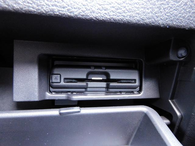 プロパイロット・後期・１０インチフルセグナビ・全周囲カメラ・ＢＴオーディオ・両側自動ドア・ＬＥＤライト・フォグＬＥＤ・デジタルミラー・エマージェンシーブレーキ・ＥＴＣ・ＢＳＭ・フロアマット