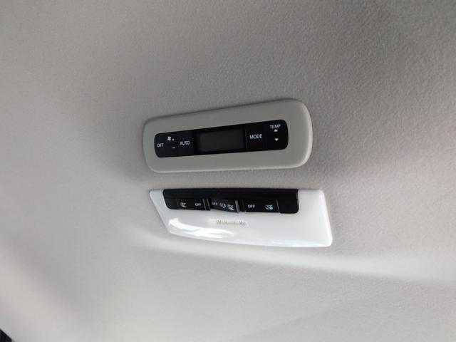 プロパイロット・後期・１０インチフルセグナビ・全周囲カメラ・ＢＴオーディオ・両側自動ドア・ＬＥＤライト・フォグＬＥＤ・デジタルミラー・エマージェンシーブレーキ・ＥＴＣ・ＢＳＭ・フロアマット