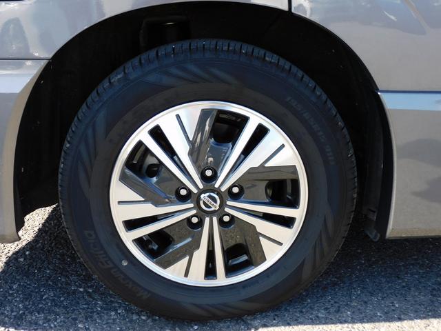 プロパイロット・後期・１０インチフルセグナビ・全周囲カメラ・ＢＴオーディオ・両側自動ドア・ＬＥＤライト・フォグＬＥＤ・デジタルミラー・エマージェンシーブレーキ・ＥＴＣ・ＢＳＭ・フロアマット