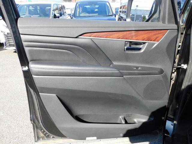 デリカＤ：５ Ｇ　後期・フルセグナビ・後席モニター・バックカメラ・ＢＴオーディオ・両側自動ドア・ＬＥＤライト・フォグＬＥＤ・デジタルミラー・１８ＡＷ・ＡＣＣ・ＥＴＣ・アイドリングストップ・本革ステアリング・パドルシフト（32枚目）