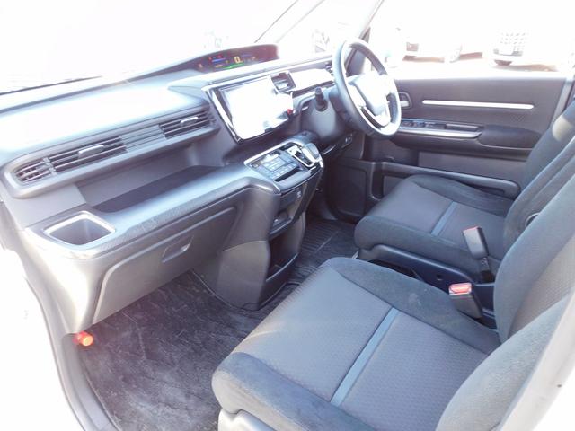 ステップワゴンスパーダ スパーダハイブリッド G ホンダセンシング 後期・9インチフルセグナビ・後席モニター・全周囲カメラ・BTオーディオ・両側自動ドア・LEDライト・フォグlED・16AW・ACC・ETC・本革ステアリング・アイドリングストップ・フロアマット(28枚目)