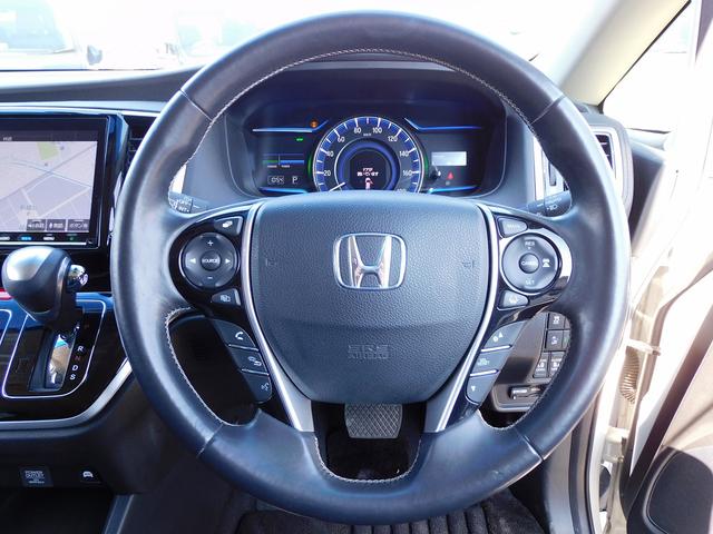 オデッセイハイブリッド ハイブリッドアブソルート・EXホンダセンシング 9インチフルセグナビ・後席モニター・全周囲カメラ・BTオーディオ・両側自動ドア・LEDライト・フォグLED・17AW・ホンダセンシング・ACC・BSM・ETC・AC100V・フロアマット・ドアバイザー(11枚目)