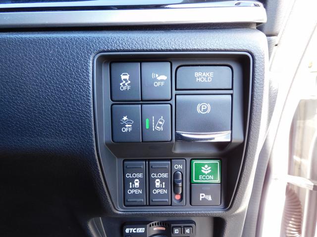 オデッセイハイブリッド ハイブリッドアブソルート・EXホンダセンシング 9インチフルセグナビ・後席モニター・全周囲カメラ・BTオーディオ・両側自動ドア・LEDライト・フォグLED・17AW・ホンダセンシング・ACC・BSM・ETC・AC100V・フロアマット・ドアバイザー(14枚目)