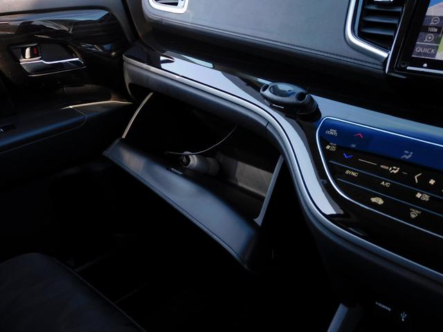 オデッセイハイブリッド ハイブリッドアブソルート・EXホンダセンシング 9インチフルセグナビ・後席モニター・全周囲カメラ・BTオーディオ・両側自動ドア・LEDライト・フォグLED・17AW・ホンダセンシング・ACC・BSM・ETC・AC100V・フロアマット・ドアバイザー(46枚目)