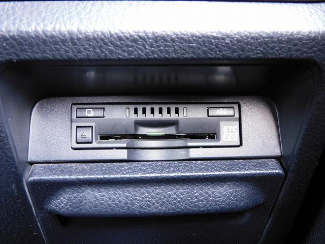 ノア Ｓｉ　後期・９インチフルセグナビ・バックカメラ・ＢＴオーディオ・両側自動ドア・ＬＥＤライト・フォグＬＥＤ・トヨタセーフティセンス・クルーズコントロール・アイドリングストップ・ＥＴＣ・フロアマット（13枚目）