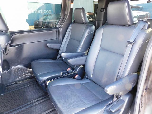 エスクァイア Ｇｉ　後期・９インチフルセグナビ・バックカメラ・ＢＴオーディオ・両側自動ドア・ＬＥＤライト・フォグＬＥＤ・トヨタセーフティセンス・１５ＡＷ・ＥＴＣ・シートヒーター・アイドリングストップ・フロアマット（6枚目）