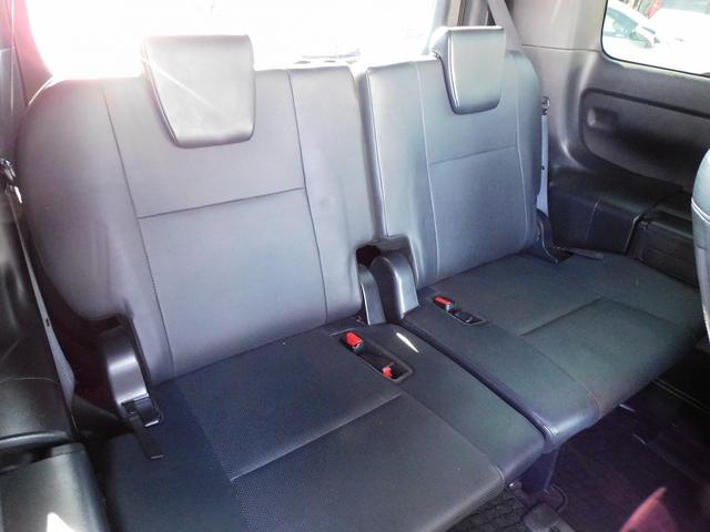 エスクァイア Ｇｉ　後期・９インチフルセグナビ・バックカメラ・ＢＴオーディオ・両側自動ドア・ＬＥＤライト・フォグＬＥＤ・トヨタセーフティセンス・１５ＡＷ・ＥＴＣ・シートヒーター・アイドリングストップ・フロアマット（7枚目）