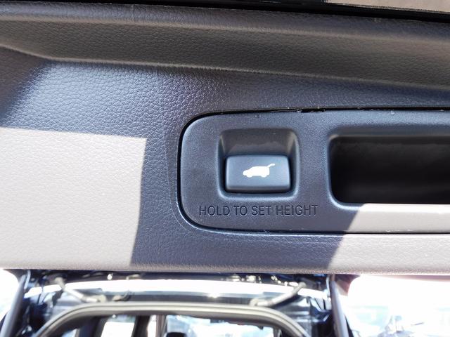 ステップワゴン ｅ：ＨＥＶスパーダ　８インチフルセグナビ・バックカメラ・ＢＴオーディオ・両側自動ドア・ＬＥＤライト・フォグＬＥＤ・１６ＡＷ・ホンダセンシング・ＡＣＣ・ＢＳＭ・ＥＴＣ・ハーフレザーシート・シートヒーター・フロアマット（35枚目）