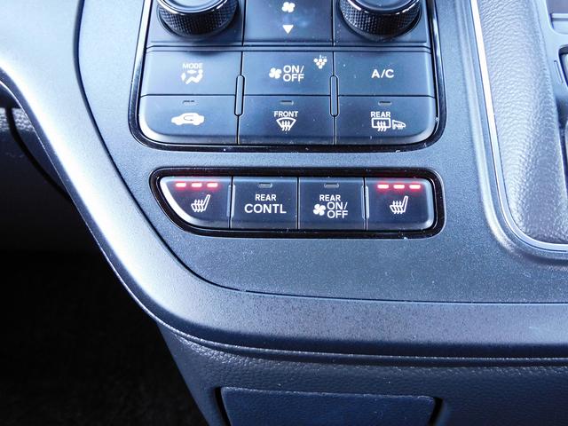 ステップワゴン ｅ：ＨＥＶスパーダ　８インチフルセグナビ・バックカメラ・ＢＴオーディオ・両側自動ドア・ＬＥＤライト・フォグＬＥＤ・１６ＡＷ・ホンダセンシング・ＡＣＣ・ＢＳＭ・ＥＴＣ・ハーフレザーシート・シートヒーター・フロアマット（48枚目）