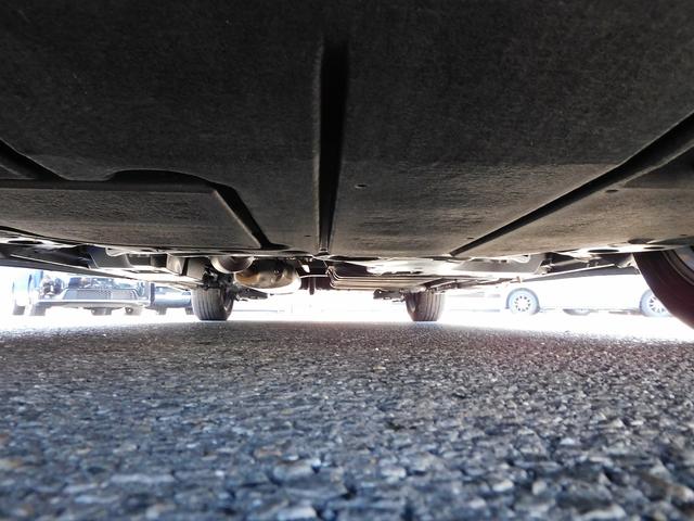 ノア ハイブリッドＳ－Ｚ　１０インチフルセグナビ・後席モニター・バックカメラ・ＢＴオーディオ・両側自動ドア・ＬＥＤライト・フォグＬＥＤ・モデリスタエアロ・トヨタセーフティセンス・ＡＣＣ・ＥＴＣ・ＢＳＭ・ハーフレザーシート（63枚目）