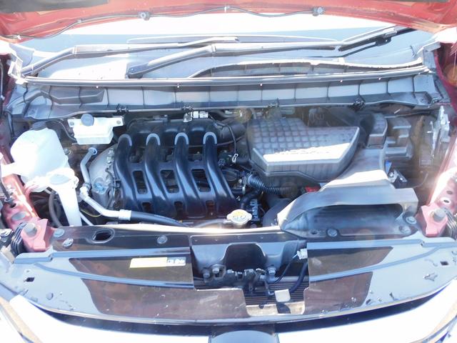 セレナ ハイウェイスター　ＶセレクションＩＩ　９インチフルセグナビ・後席モニター・全周囲カメラ・ＢＴオーディオ・両側自動ドア・ＬＥＤライト・フォグＬＥＤ・クルーズコントロール・エマージェンシーブレーキ・ＥＴＣ・フロアマット・ドアバイザー（18枚目）