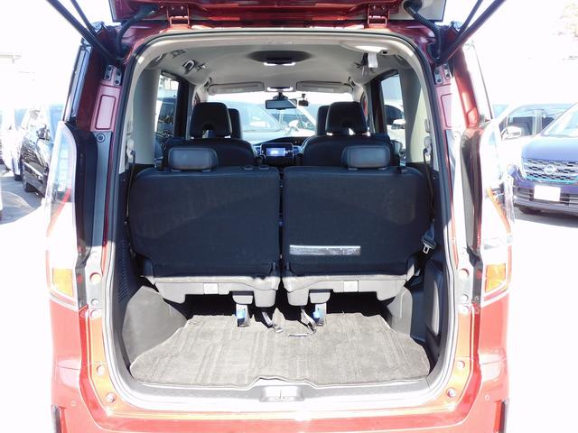 セレナ ｅ－パワー　ハイウェイスターＶ　ワンオーナー・プロパイロット・後期・フルセグナビ・全周囲カメラ・ＢＴオーディオ・両側自動ドア・ＬＥＤライト・フォグＬＥＤ・デジタルミラー・エマージェンシーブレーキ・ＥＴＣ・防水シート・ＢＳＭ・（8枚目）