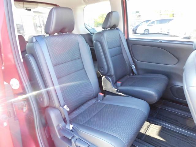 セレナ ｅ－パワー　ハイウェイスターＶ　ワンオーナー・プロパイロット・後期・フルセグナビ・全周囲カメラ・ＢＴオーディオ・両側自動ドア・ＬＥＤライト・フォグＬＥＤ・デジタルミラー・エマージェンシーブレーキ・ＥＴＣ・防水シート・ＢＳＭ・（29枚目）