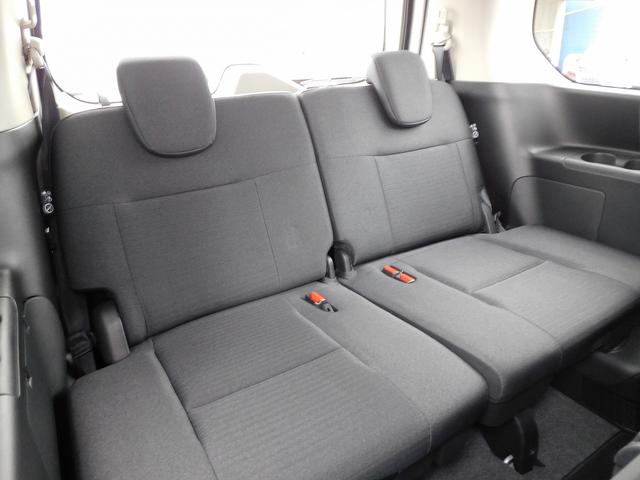 セレナ ｅ－パワー　ハイウェイスターＶ　プロパイロット・ＮＩＳＳＡＮＣｏｎｎｅｃｔナビ・全周囲カメラ・ＢＴオーディオ・両側自動ドア・ＬＥＤライト・フォグＬＥＤ・デジタルミラー・ＡＣＣ・エマージェンシーブレーキ・ＢＳＭ・フロアマット（7枚目）