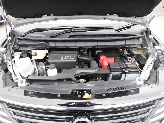 セレナ ｅ－パワー　ハイウェイスターＶ　プロパイロット・ＮＩＳＳＡＮＣｏｎｎｅｃｔナビ・全周囲カメラ・ＢＴオーディオ・両側自動ドア・ＬＥＤライト・フォグＬＥＤ・デジタルミラー・ＡＣＣ・エマージェンシーブレーキ・ＢＳＭ・フロアマット（19枚目）